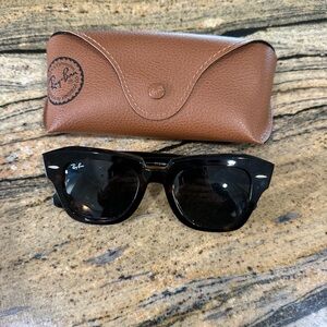 Ray-Ban State Street Sunglasses with Brown Case